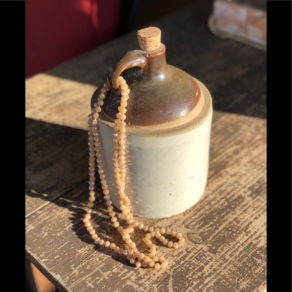 NWOT Point Of Perfection Beaded Necklace in Taupe - Picture 1 of 8